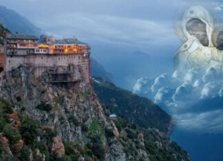 Όλο το Άγιον Όρος είναι ένας Σταυρός που σκεπάζει την Ελλάδα, που την θέλει αναστημένη
