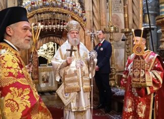 Πανίερος Ναός Αναστάσεως: Θεία Λειτουργία για την Κυριακή του Θωμά
