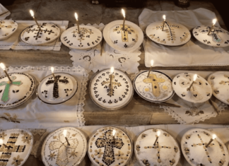 Τι συμβολίζουν τα υλικά στα κόλλυβα;