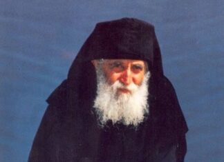 Άγιος Παΐσιος: Κάποιος πρόγονός σου έχει Αγιάσει και δεν το ξέρετε…