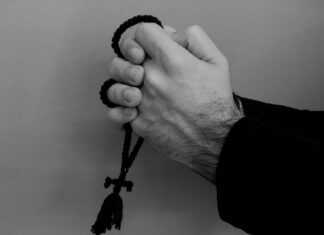 Η τεράστια δύναμη της Ευχής με το κομποσχοίνι