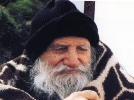 «Πως μίλησες με τον Γέροντα Πορφύριο, αφού έχει πεθάνει;»