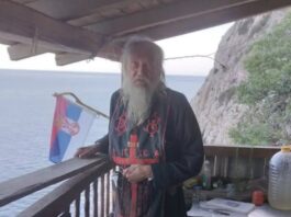 Εκοιμήθη ο ασκητής Συμεών Καρουλιώτης – Εγκαταβίωνε πάνω από 50 χρόνια στο Άγιο Όρος