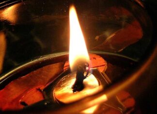 Γιατί πρέπει να είναι πάντα αναμμένο το καντήλι ;