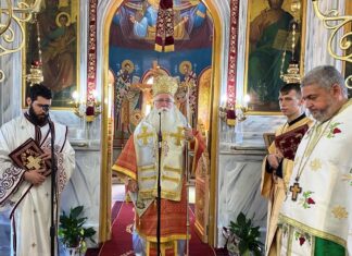 Μεγαλοπρεπής Εσπερινός στην Αγία Κυριακή Βόλου