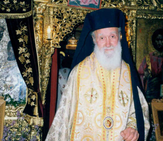 Γνωρίζατε ότι υπήρχε δεσπότης και κυκλοφορούσε με φθαρμένα ράσα και όχι με άμφια;