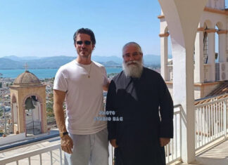 Ο Νίκος Οικονομόπουλος στην Ευαγγελίστρια Ναυπλίου