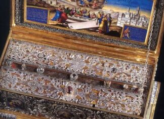 Υπάρχει Θεομητερικό γάλα στην Τιμία Ζώνη της Θεοτόκου; (ΦΩΤΟ)