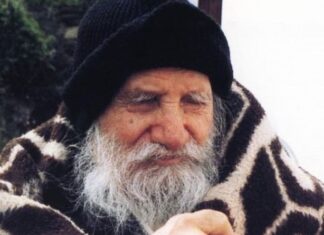 Άγιος Πορφύριος: Δεκάλεπτο διάλειμμα για Προσευχή