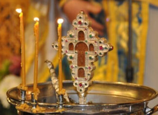 Κάνεις κι εσύ αυτό το μεγάλο λάθος πριν πιεις τον Μεγάλο Αγιασμό;