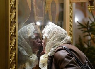 Εσύ προσκυνάς τις εικόνες;