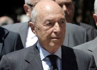 Ο Αρχιεπίσκοπος θα τελέσει την Εξόδιο Ακολουθία του Κώστα Σημίτη