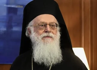 Επίσκεψη των Μητροπολιτών Ναυπάκτου και Δημητριάδος στον Αρχιεπίσκοπο Αλβανίας