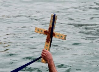 Γιατί τα Θεοφάνεια ονομάζονται και Φώτα;