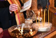 Tι συμβολίζουν τα 7 κεριά του Ευχελαίου;