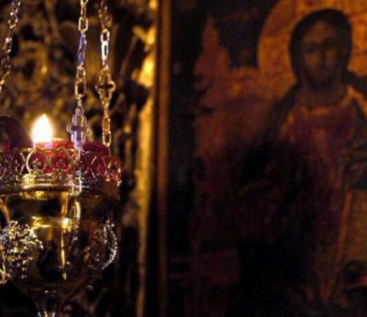 Στον εξορκισμό έσπασαν τα τζάμια και πήγαιναν πέρα δώθε τα καντήλια