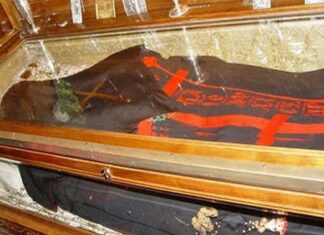 Όσιος Πατάπιος: Το Άφθαρτο Σκήνωμα 1500 και πλέον ετών και η Θαυμαστή εύρεσή του