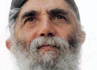 Γέροντα Παΐσιε πως πρέπει να προετοιμάζομαι για τη Θεία Κοινωνία;