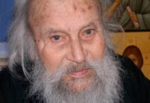 Σαν σήμερα 5 Μαρτίου εκοιμήθη ο Παπα-Φώτης ο Λαυριώτης