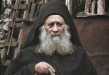 Εκταφή Αγίου Γέροντα Ιωσήφ του Ησυχαστού – Δείτε τι συνέβη με τον Γέροντα – Εφραίμ της Αριζόνας