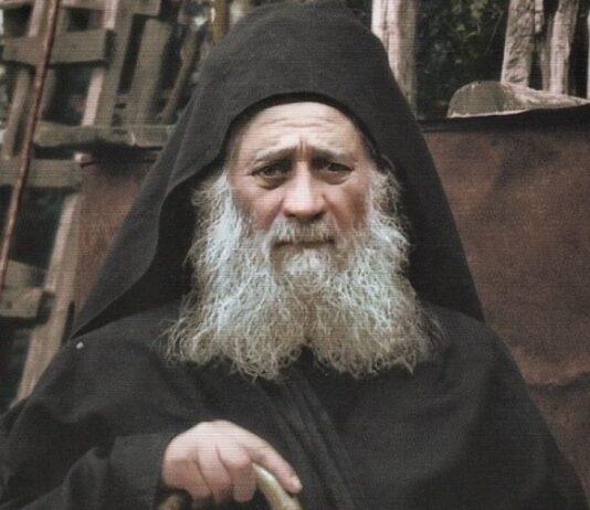 Εκταφή Αγίου Γέροντα Ιωσήφ του Ησυχαστού – Δείτε τι συνέβη με τον Γέροντα – Εφραίμ της Αριζόνας