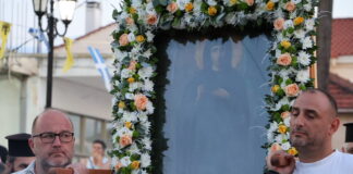 Με λαμπρότητα και κατάνυξη ο εορτασμός της Αγίας Παρασκευής στην Ι.Μ. Κορίνθου