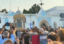 Στους δρόμους της Τήνου η Μεγαλόχαρη για την εορτή της Οσίας Πελαγίας
