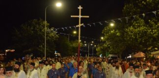 Αλεξανδρούπολη: Με λαμπρότητα αναβίωσε η βυζαντινή λιτάνευση του Τιμίου Σταυρού