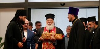 Στη Μόσχα η Δεξιά Χείρα του Αγίου Σπυρίδωνος
