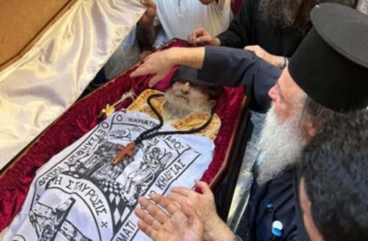 Η Εξόδιος Ακολουθία του Γέροντα Χρυσοστόμου: 40 χρόνια προσφοράς στην έρημο του Ιορδάνη