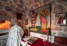 Αγρυπνία στο προσκύνημα των Αγίων Ταξιαρχών στα Λουτρά Αιδηψού