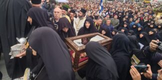 Ρίγος συγκίνησης: Τα Ιερά Λείψανα της Αγίας Χρυσής επέστρεψαν στον τόπο του μαρτυρίου της