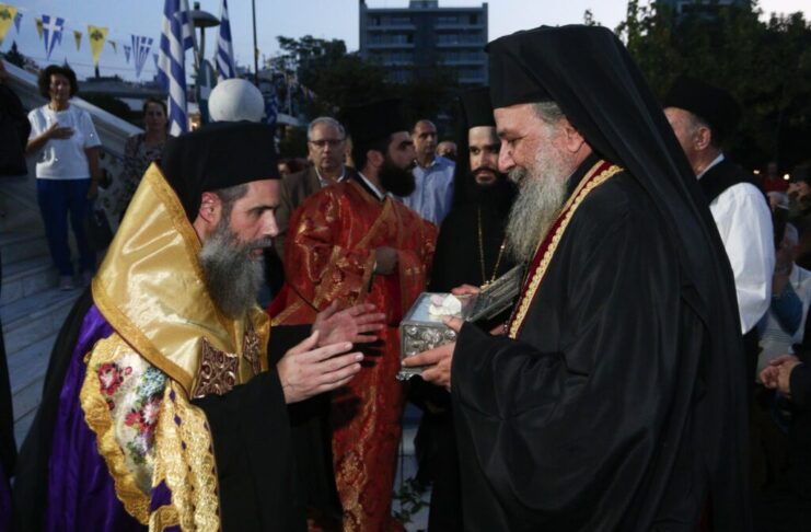 Τα Άνω Πατήσια υποδέχθηκαν τα Χαριτόβρυτα Λείψανα των Αγίων Ραφαήλ, Νικολάου και Ειρήνης